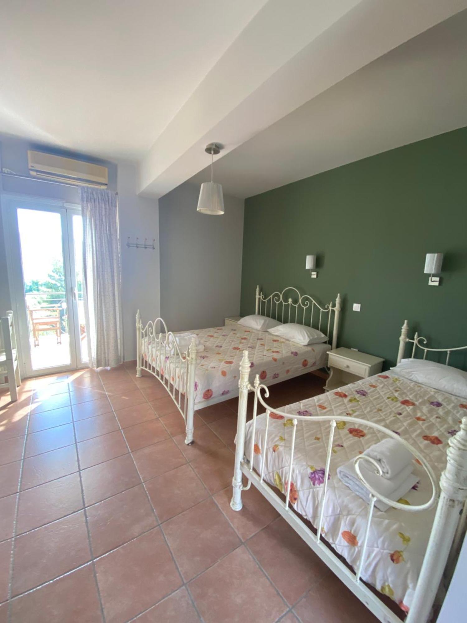 Mirovigli Aparthotel Lépedha Exteriör bild