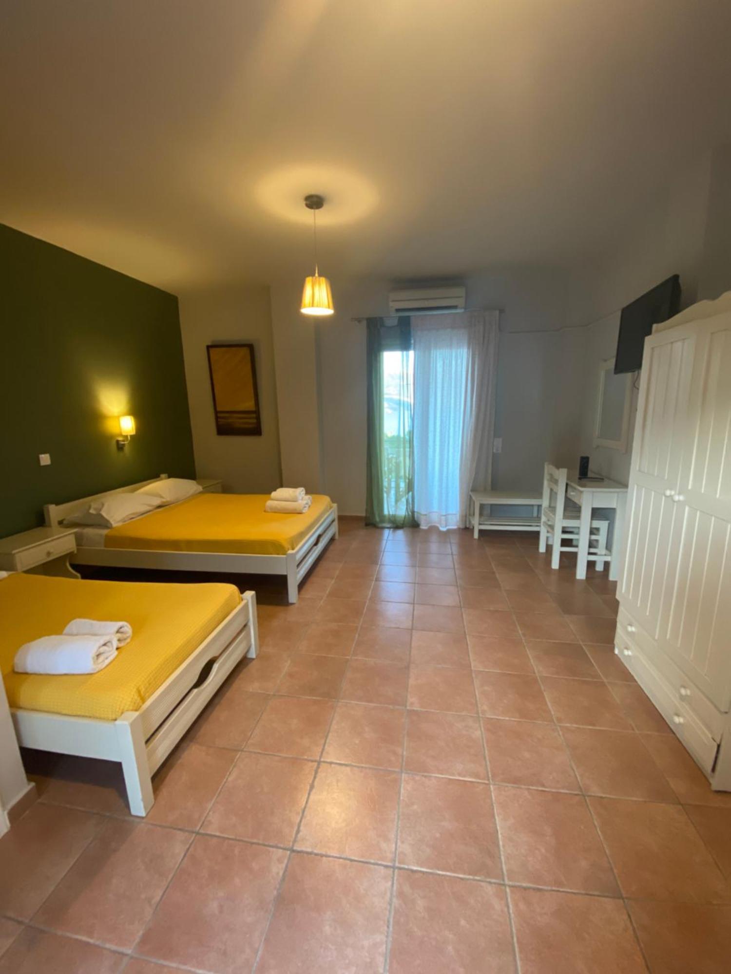 Mirovigli Aparthotel Lépedha Exteriör bild